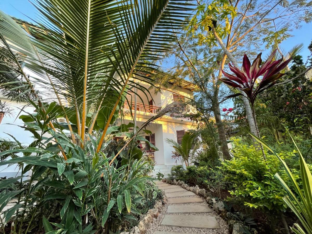 Gaia Villas Nungwi Buitenkant foto